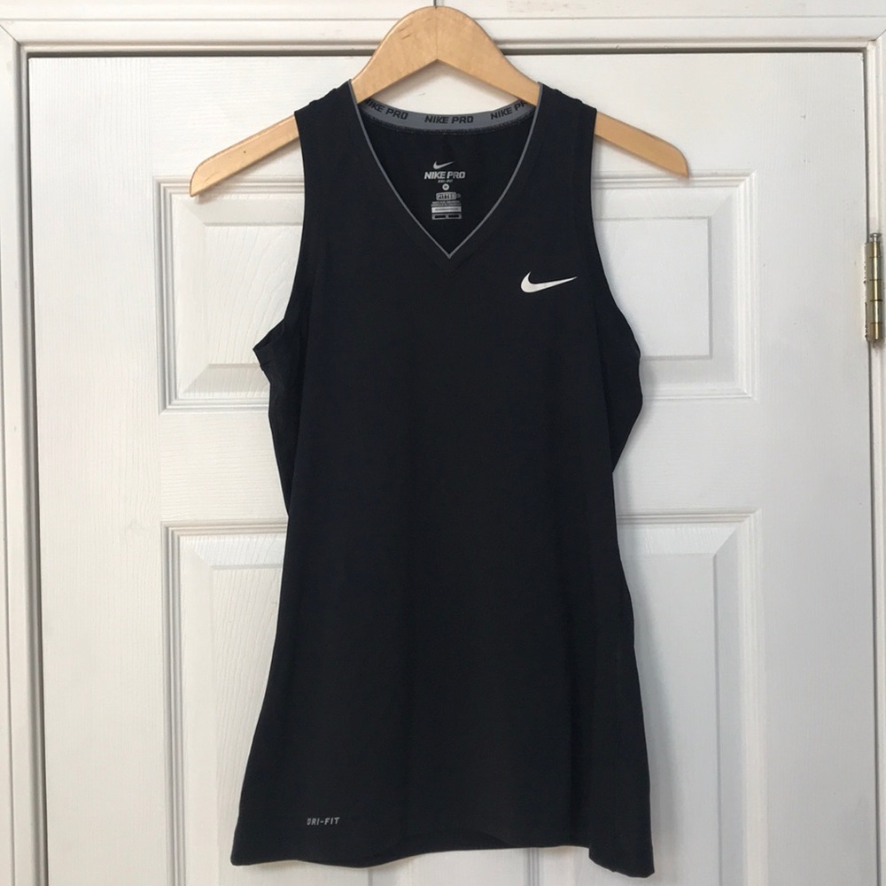 Nike pro fitted athletic tank